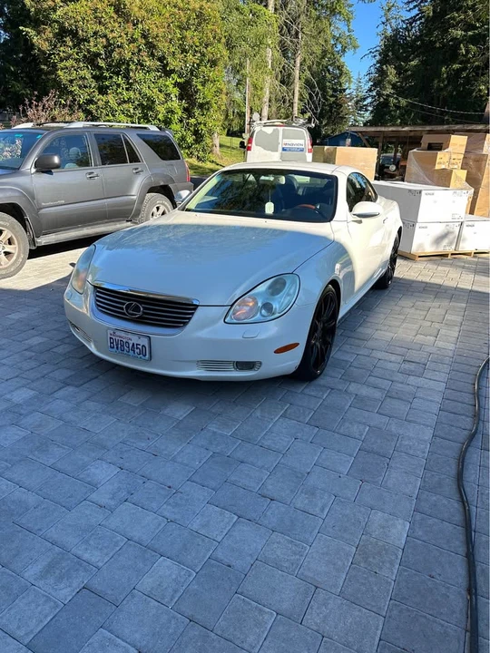 2004 Lexus SC430 - Image 2 of 10
