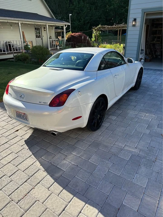 2004 Lexus SC430 - Image 4 of 10
