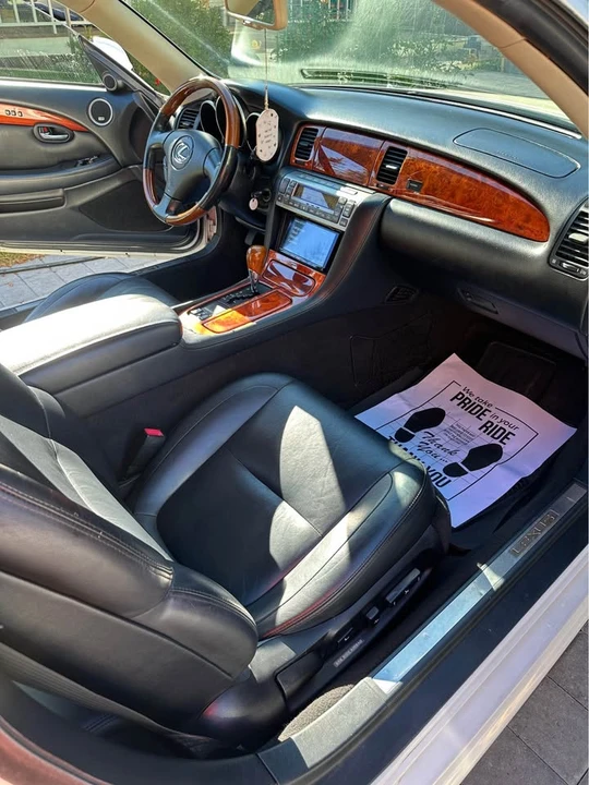 2004 Lexus SC430 - Image 7 of 10