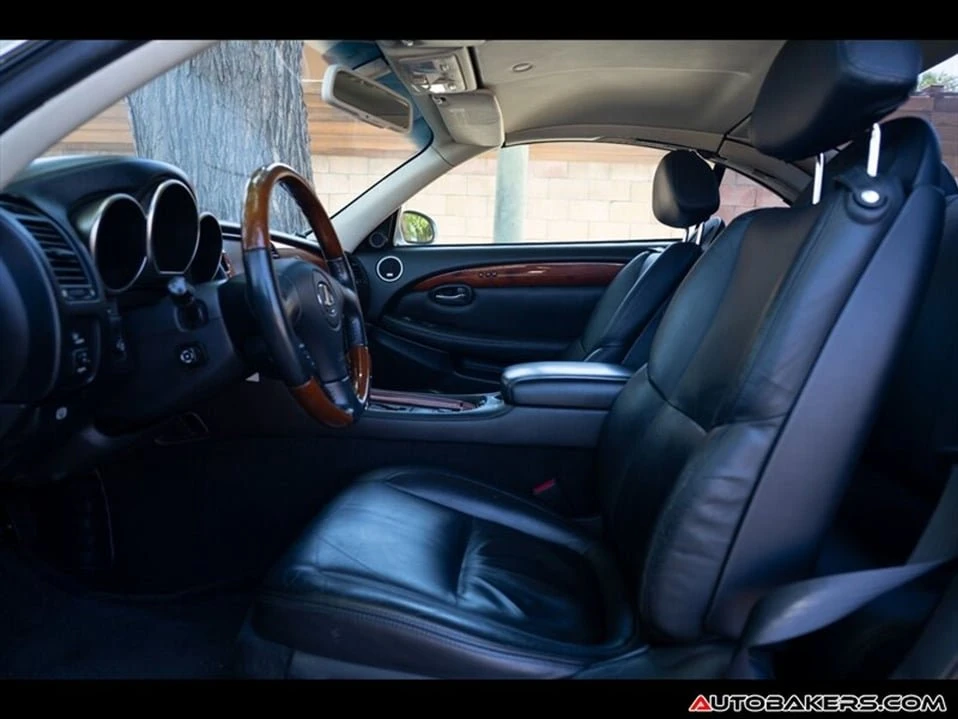 2004 Lexus SC430 - Image 15 of 20