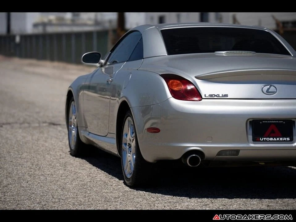 2004 Lexus SC430 - Image 9 of 20