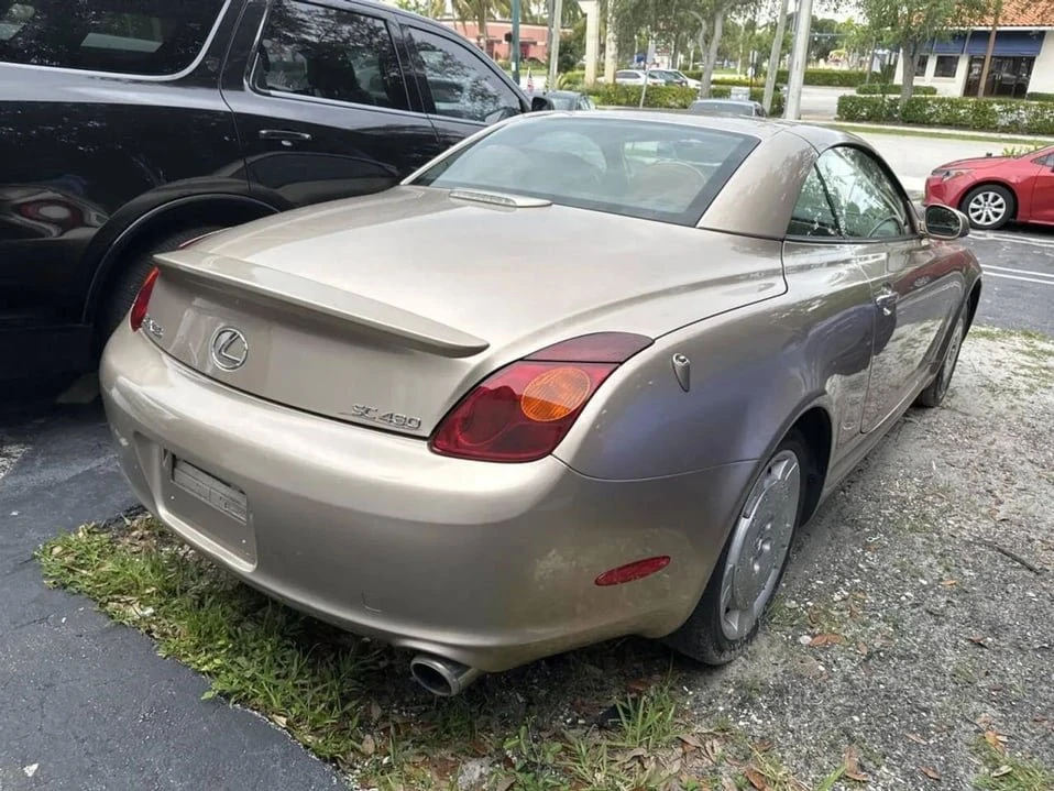 2004 Lexus SC430 - Image 3 of 16
