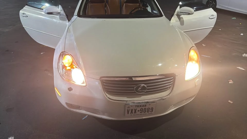 2004 Lexus SC430 - Image 7 of 20