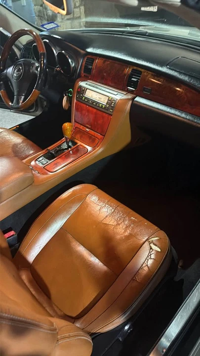 2004 Lexus SC430 - Image 14 of 20