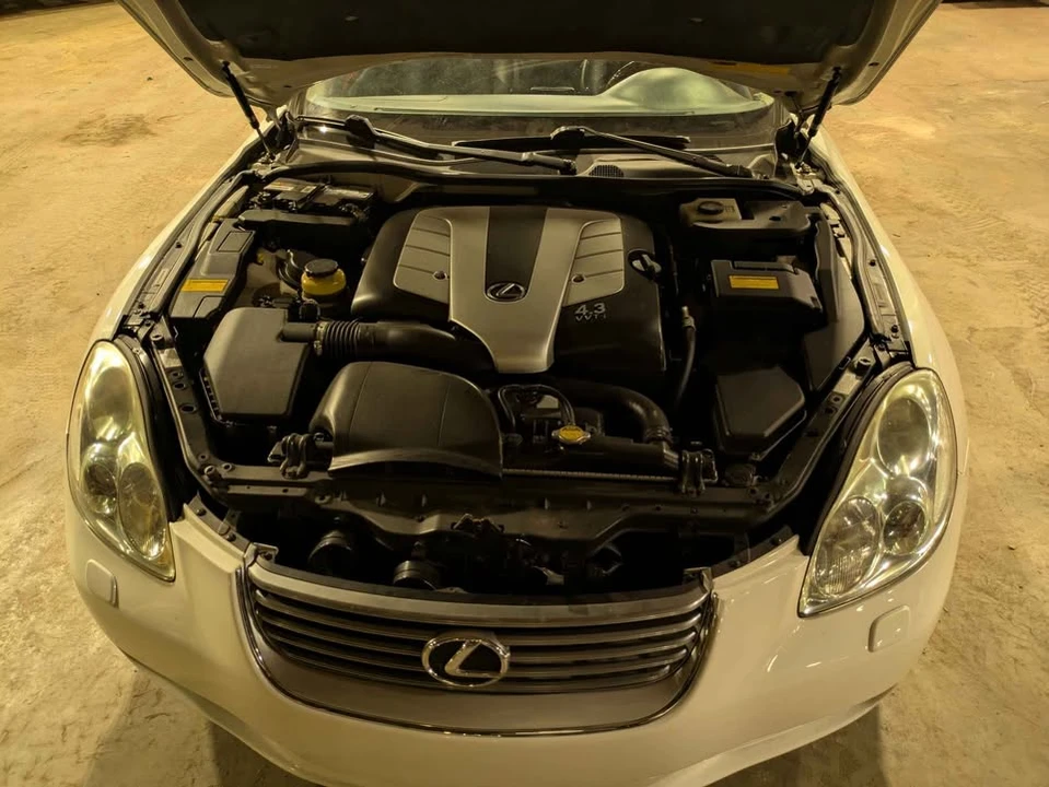 2004 Lexus SC430 - Image 11 of 12