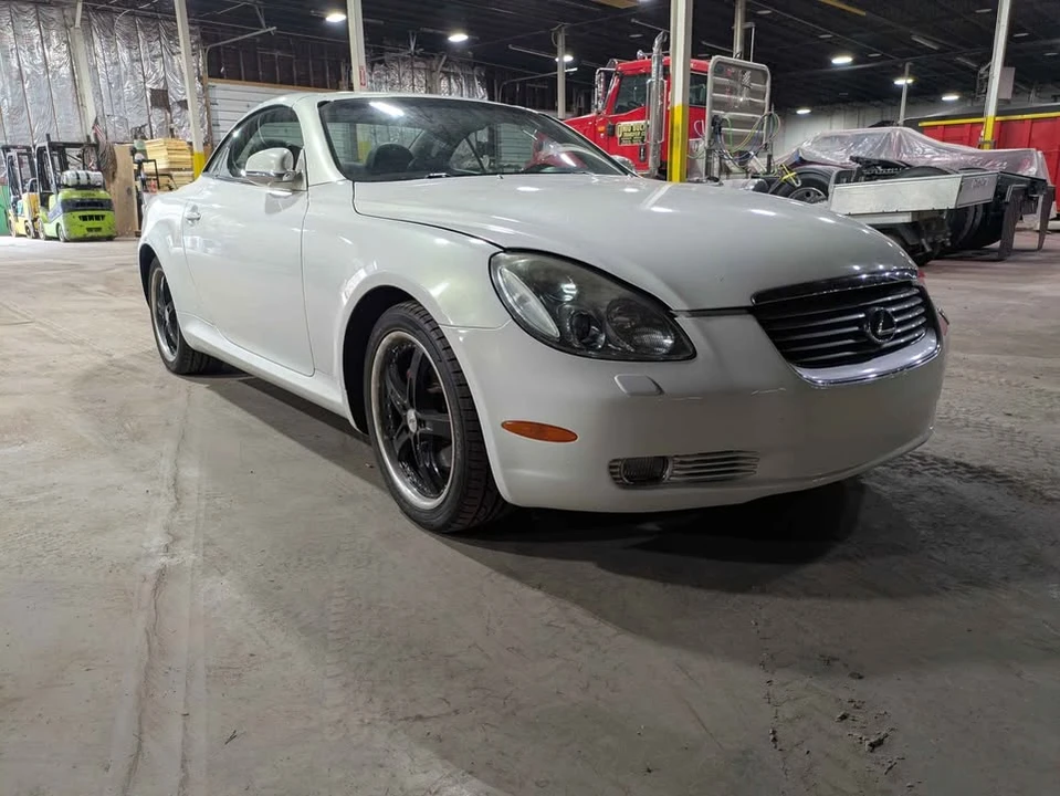2004 Lexus SC430 - Image 2 of 12