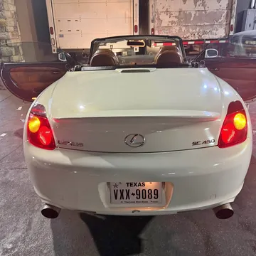 2004 Lexus SC 430 Convertible 2D