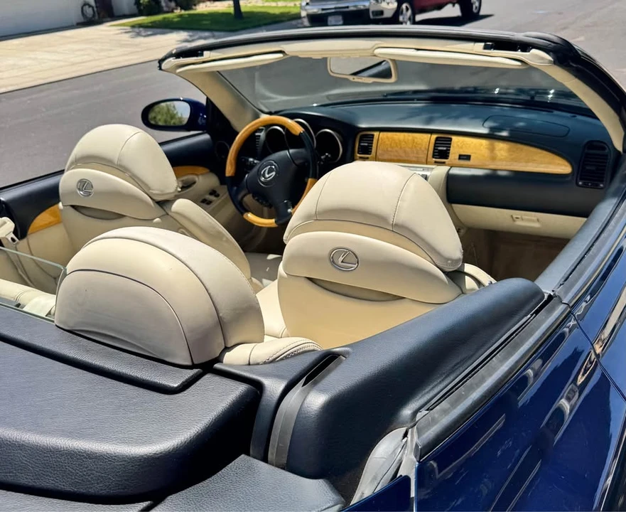 2004 Lexus SC430 - Image 14 of 15