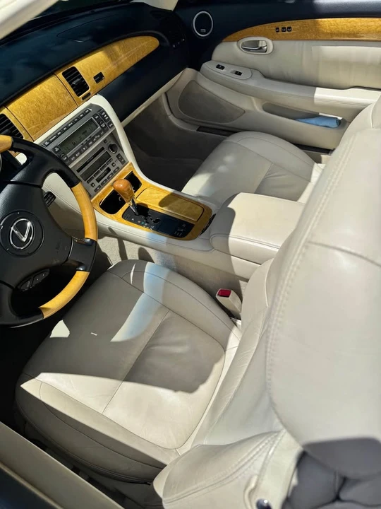 2004 Lexus SC430 - Image 15 of 15