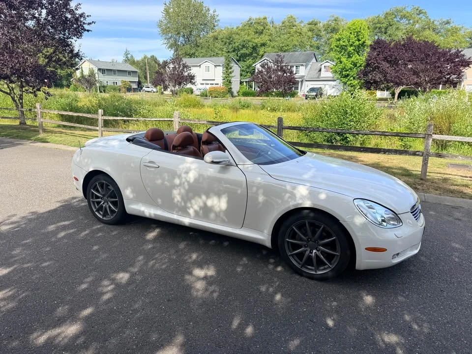 2004 Lexus SC430 - Image 9 of 11