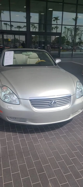 2004 Lexus SC430 - Image 2 of 8