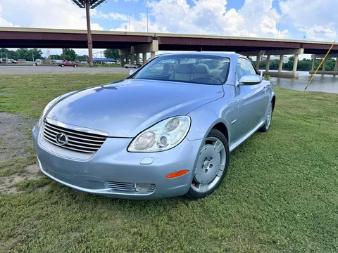 2004 Lexus SC 430 Convertible 2D