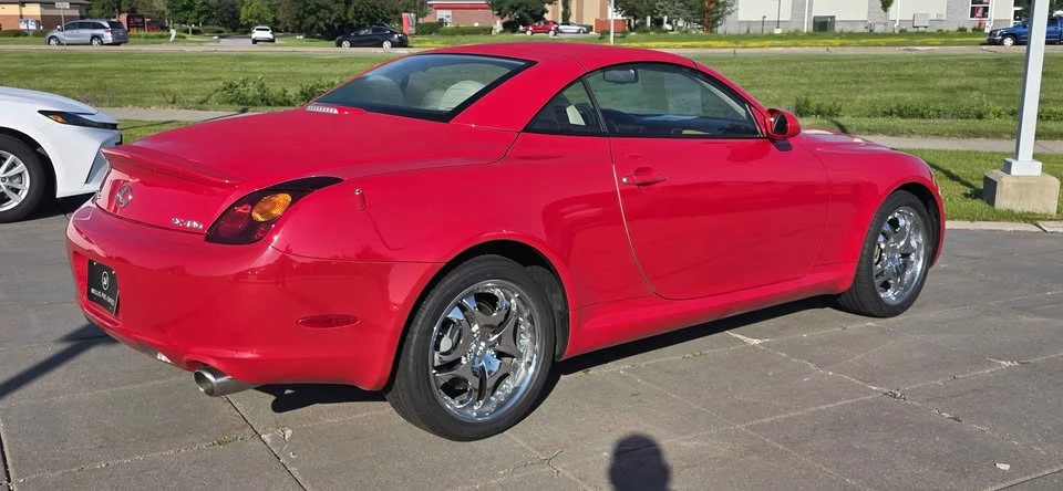 2004 Lexus SC430 - Image 3 of 15
