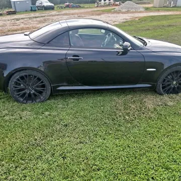 2004 Lexus SC 430 Convertible 2D