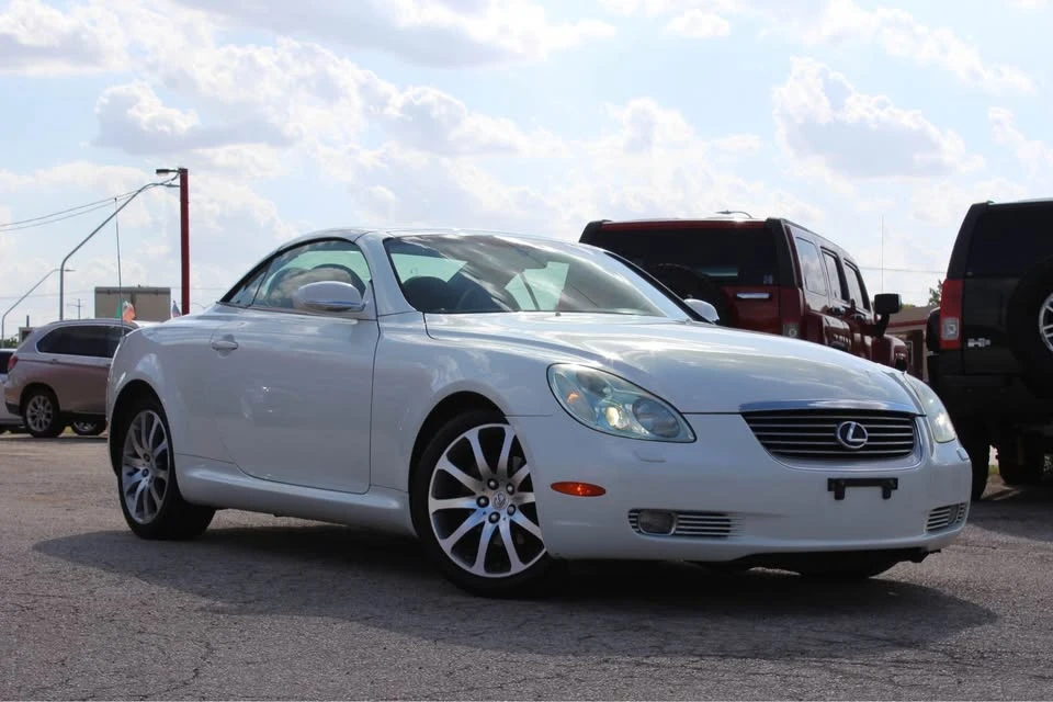 2004 Lexus SC430 - Image 13 of 20