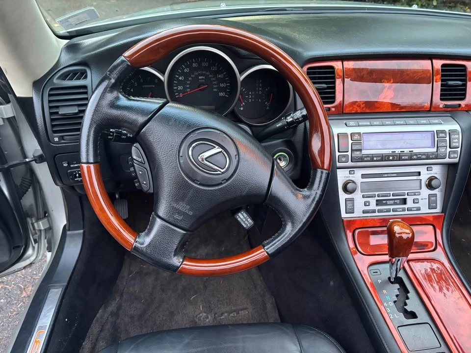 2004 Lexus SC430 - Image 14 of 18