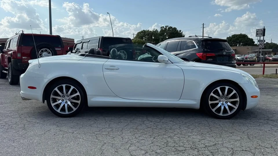 2004 Lexus SC430 - Image 8 of 20