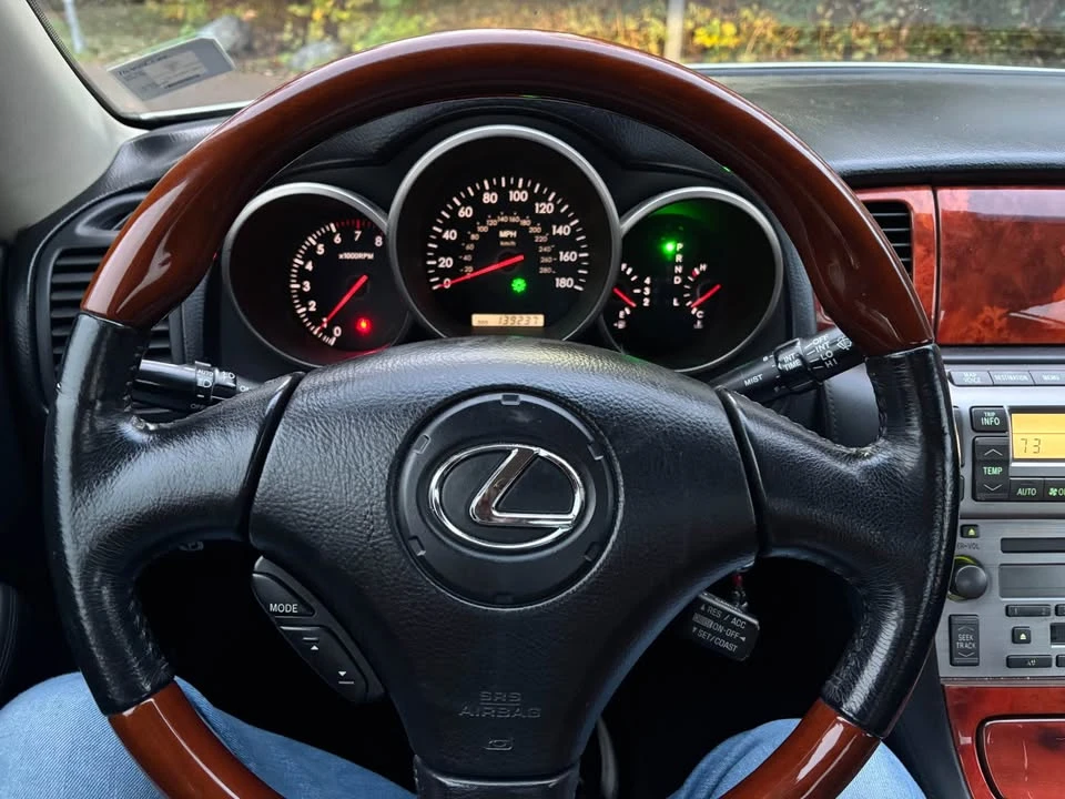 2004 Lexus SC430 - Image 12 of 18