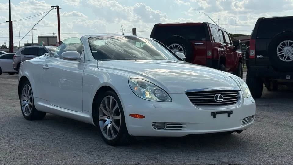 2004 Lexus SC430 - Image 3 of 20