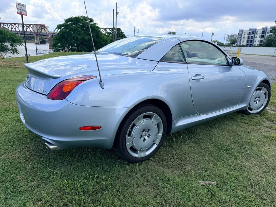 2004 Lexus SC430 - Image 5 of 13