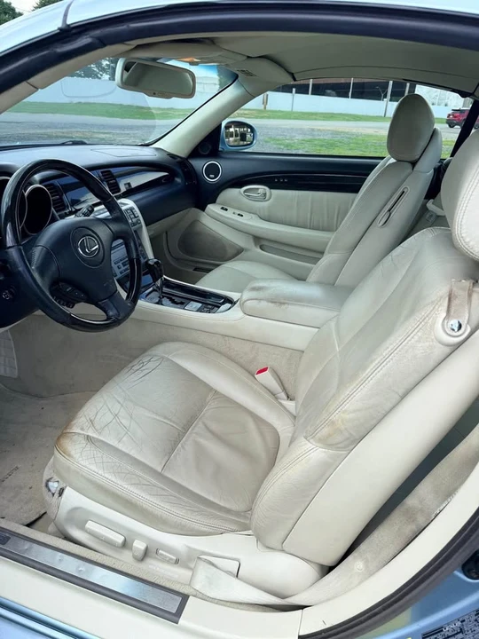 2004 Lexus SC430 - Image 8 of 13
