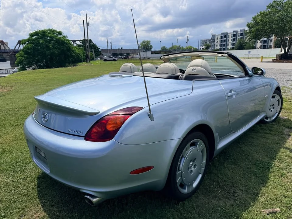 2004 Lexus SC430 - Image 12 of 13