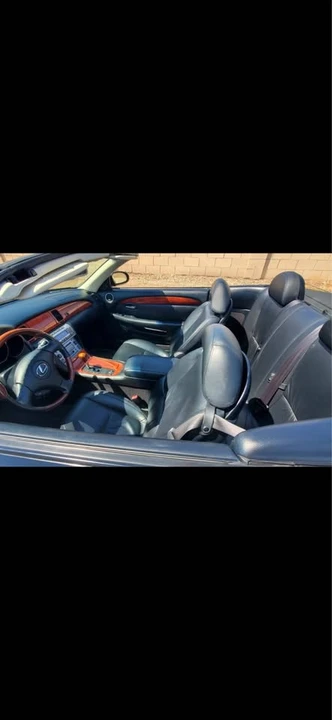 2004 Lexus SC430 - Image 3 of 3