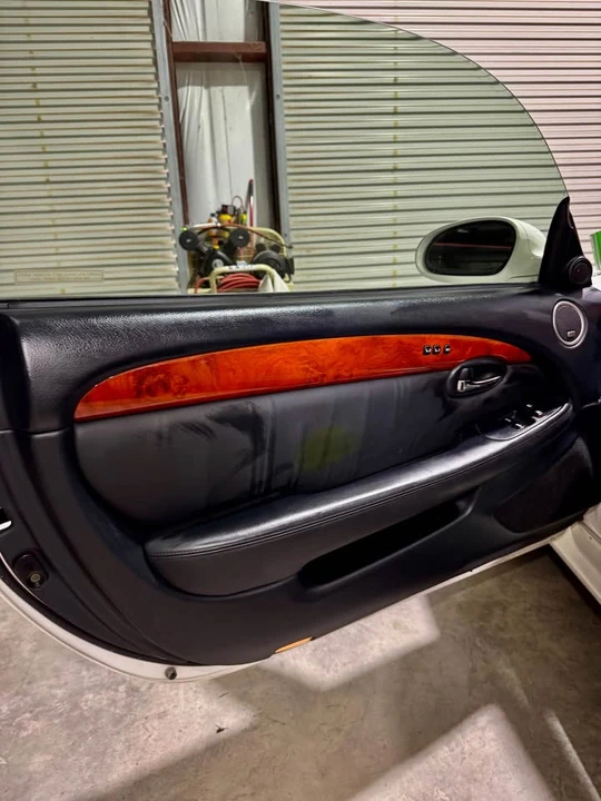 2004 Lexus SC430 - Image 19 of 20