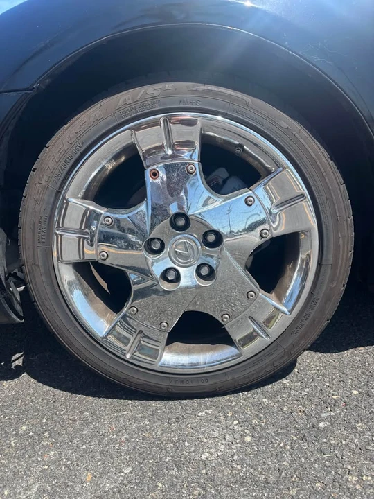 2004 Lexus SC430 - Image 10 of 12