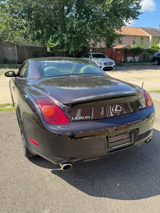 2004 Lexus SC430 - Image 3 of 11