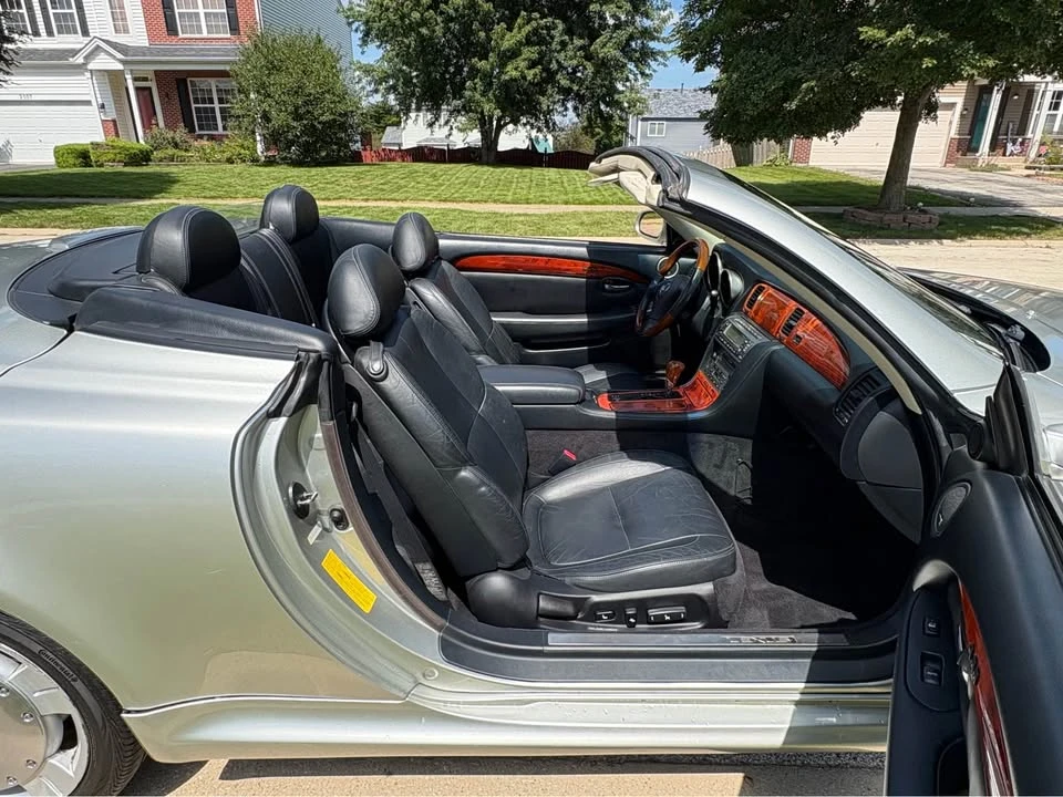 2004 Lexus SC430 - Image 12 of 14