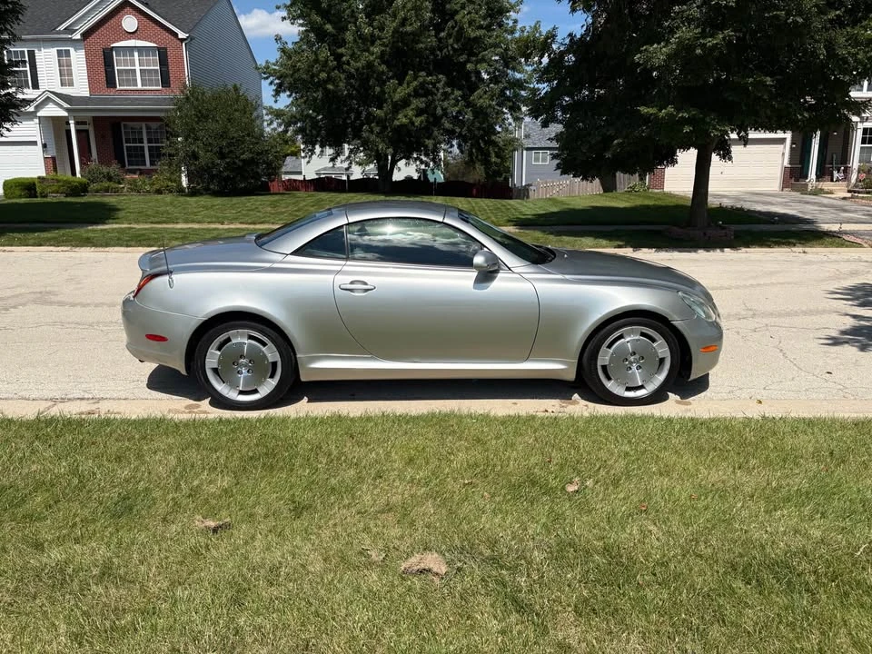 2004 Lexus SC430 - Image 2 of 14