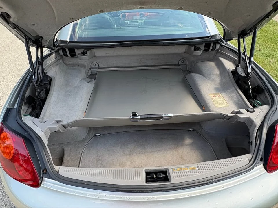 2004 Lexus SC430 - Image 9 of 14