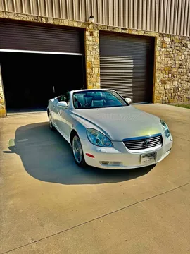 2004 Lexus SC 430 Convertible 2D