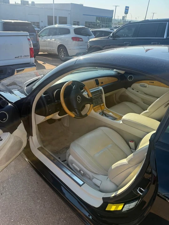 2004 Lexus SC430 - Image 6 of 7