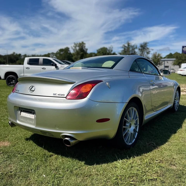 2004 Lexus SC430 - Image 5 of 19