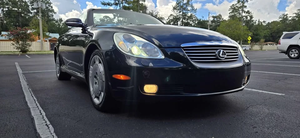 2004 Lexus SC430 - Image 10 of 20