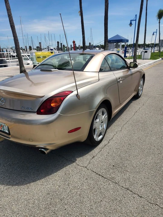 2004 Lexus SC430 - Image 4 of 18