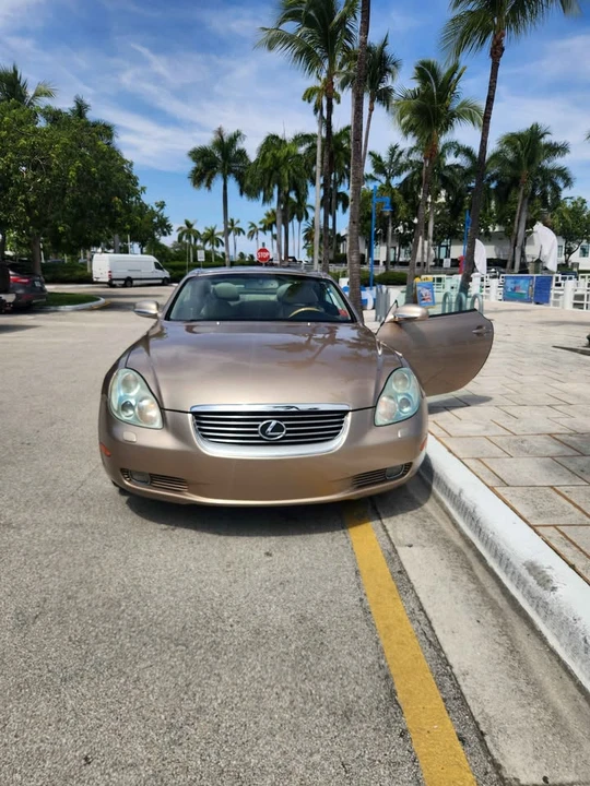 2004 Lexus SC430 - Image 3 of 18