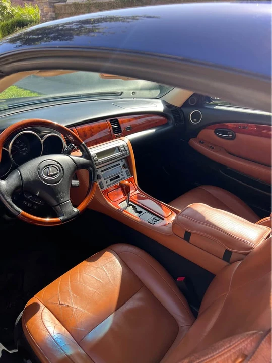 2004 Lexus SC430 - Image 8 of 10
