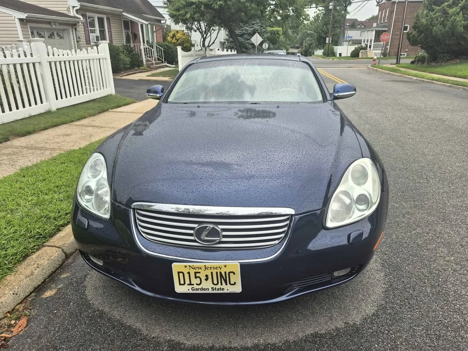 2004 Lexus SC430 - Image 2 of 5