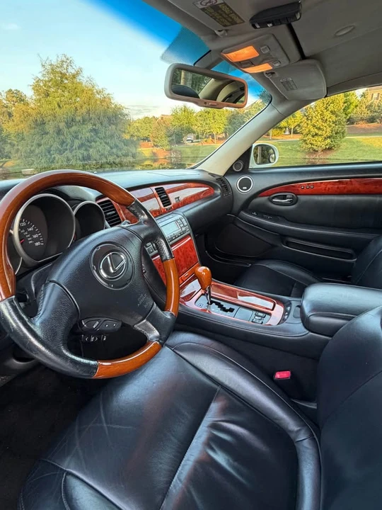 2004 Lexus SC430 - Image 13 of 15