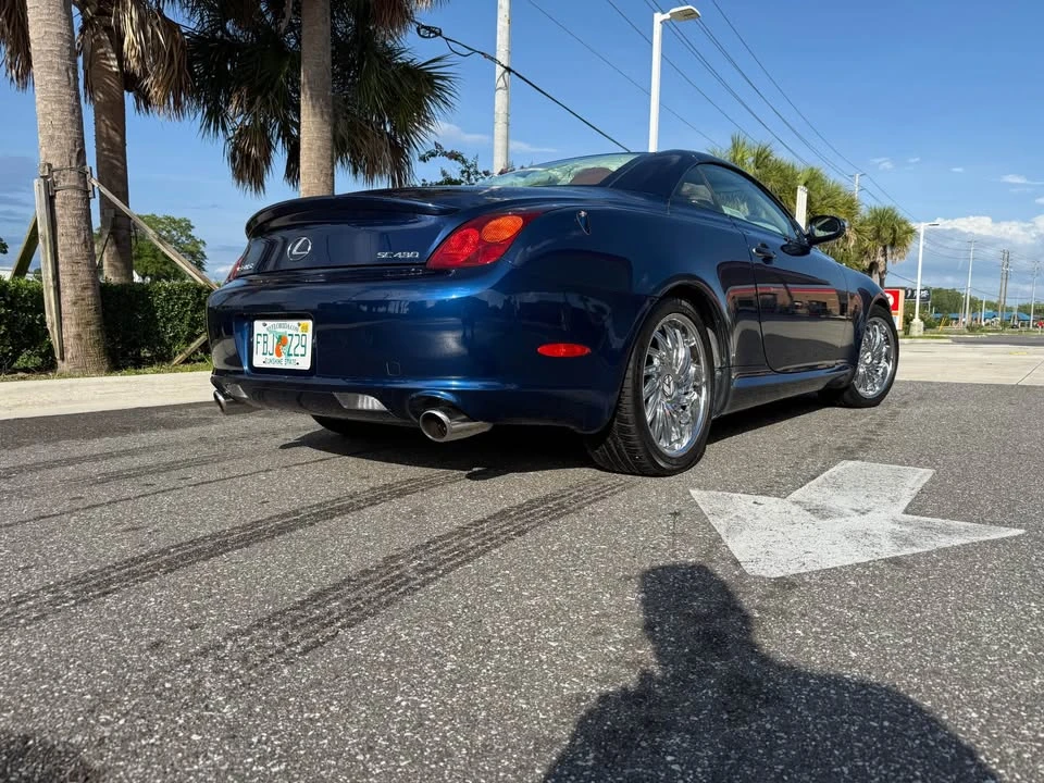 2004 Lexus SC430 - Image 2 of 15