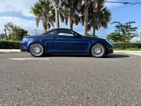 2004 Lexus SC 430 Convertible 2D