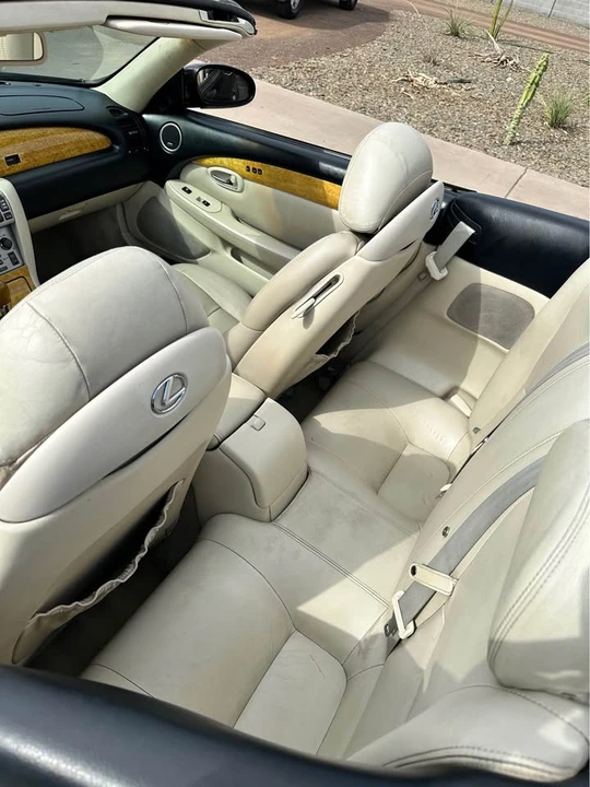 2004 Lexus SC430 - Image 3 of 9