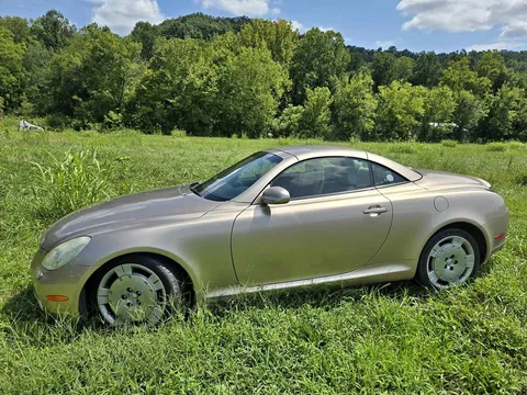 2004 Lexus SC 430 Convertible 2D