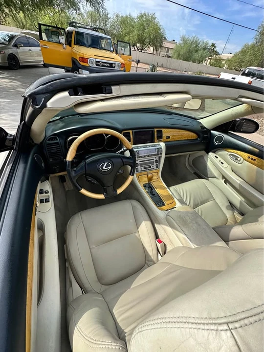 2004 Lexus SC430 - Image 4 of 9