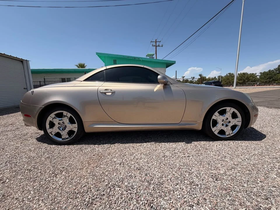 2004 Lexus SC430 - Image 11 of 20