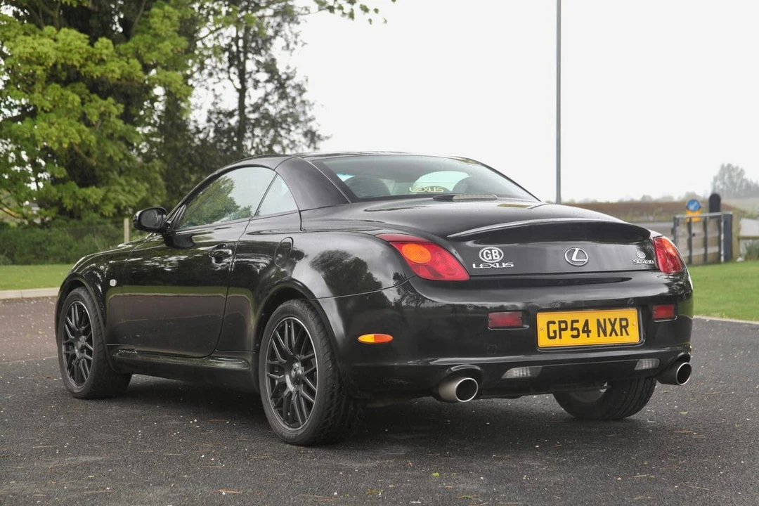 2004 Lexus SC430 - Image 24 of 30