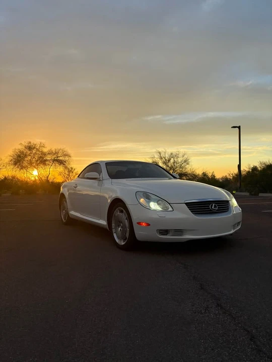2004 Lexus SC430 - Image 2 of 7